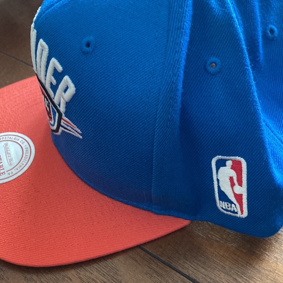 OKC Thunder adjustable baseball hat - Picture 5 of 6